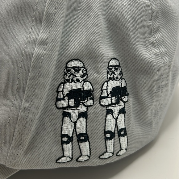 Disney Star Wars Darth Vader vs Luke Rebel Heroe & Empire Villains Hat - Picture 2 of 10